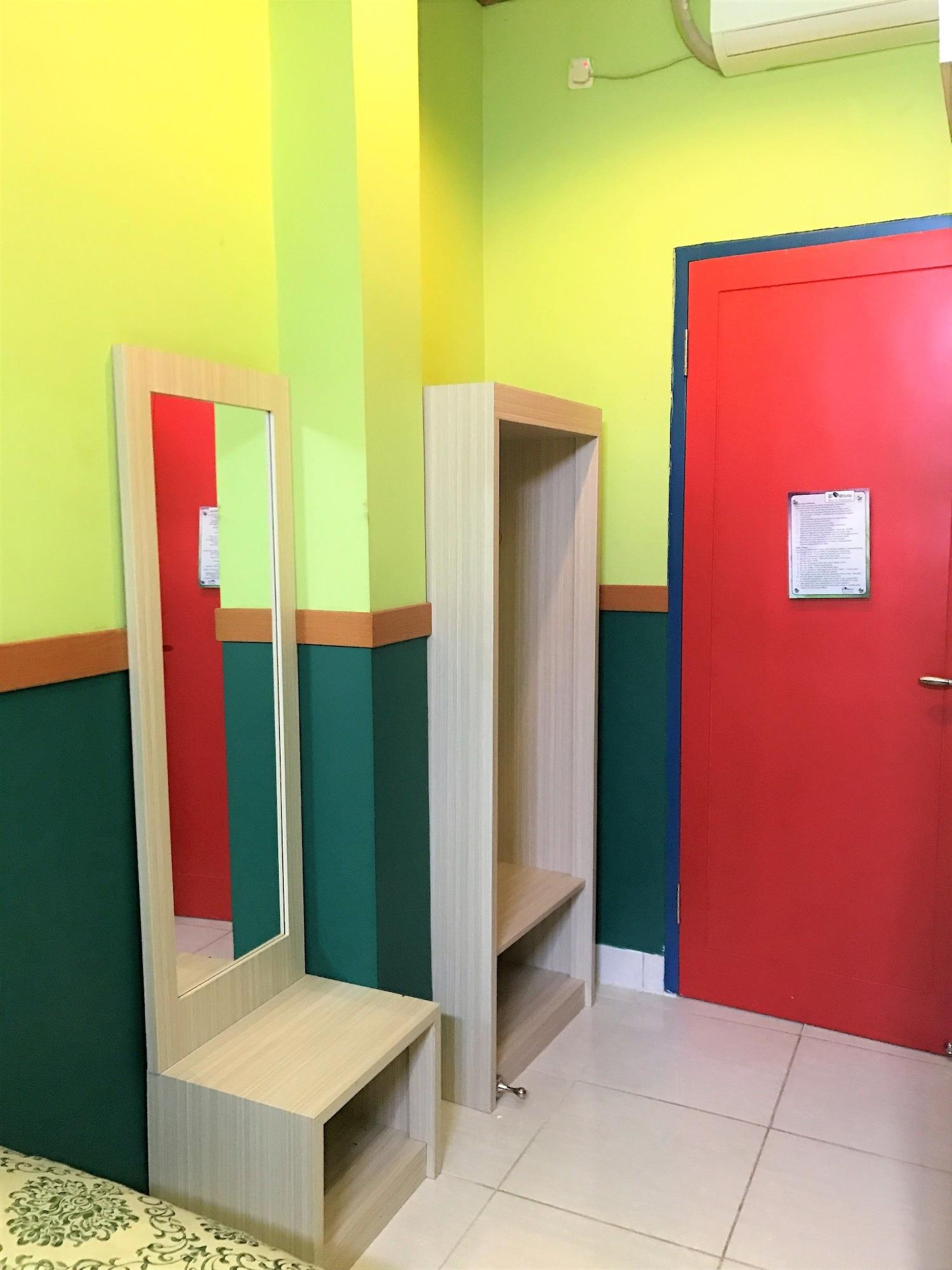 B Shaw Hotel Dżakarta Zewnętrze zdjęcie