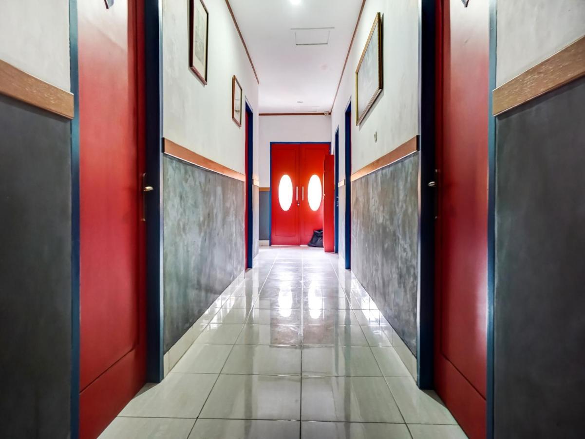 B Shaw Hotel Dżakarta Zewnętrze zdjęcie