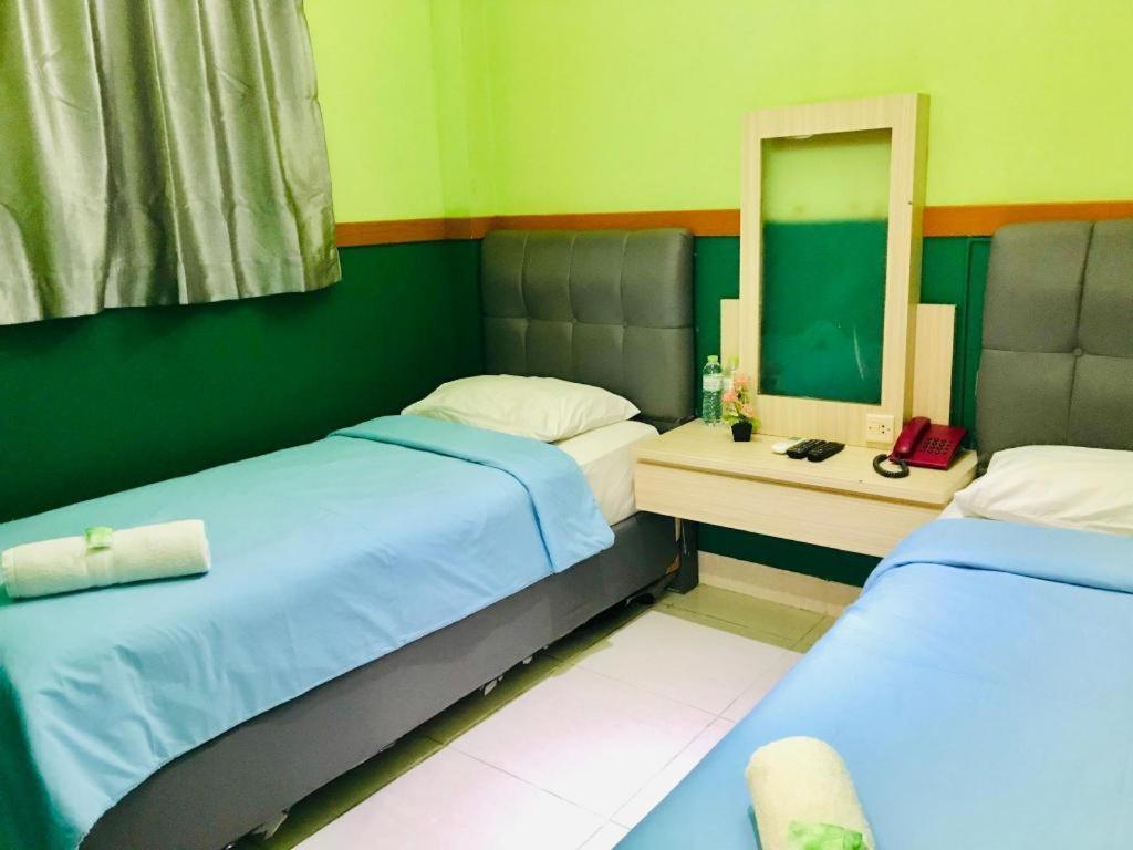 B Shaw Hotel Dżakarta Zewnętrze zdjęcie