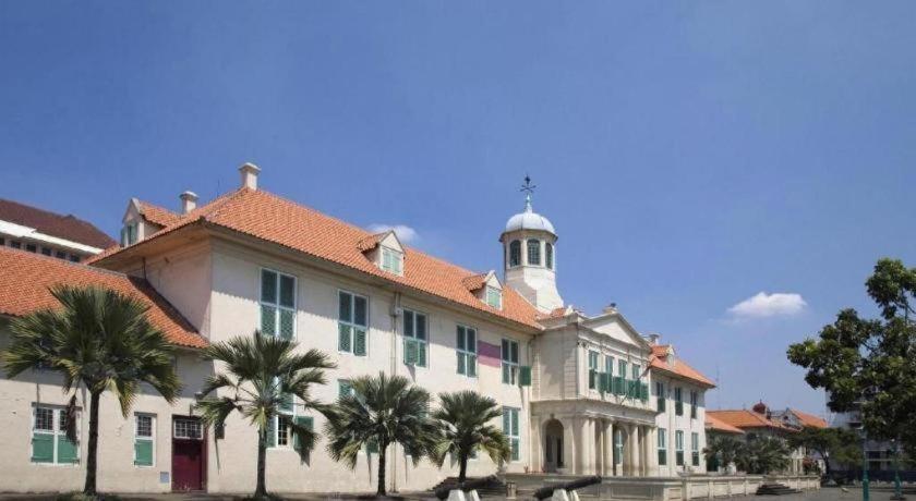 B Shaw Hotel Dżakarta Zewnętrze zdjęcie